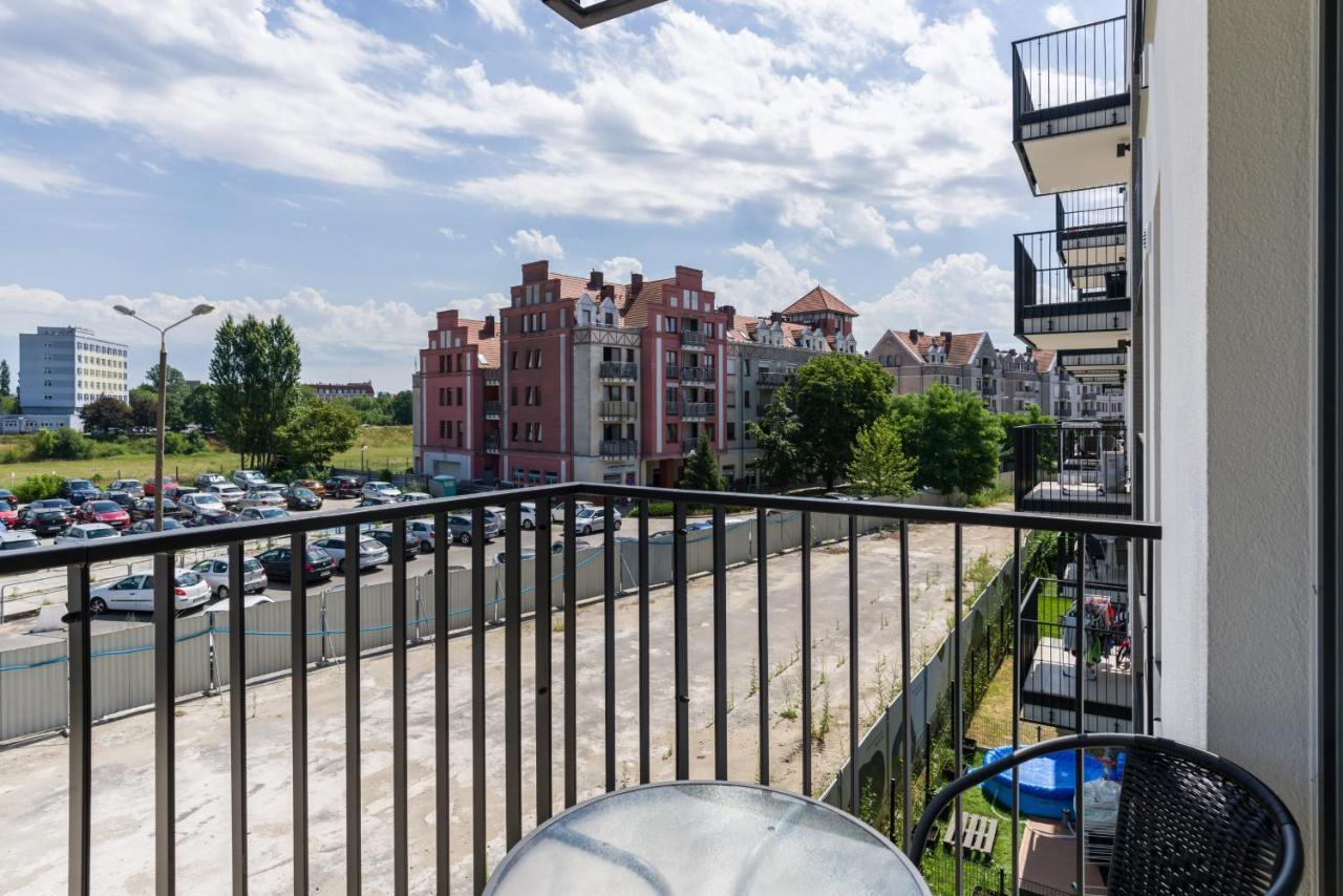 Esencja Apartments With Free Parking Garbary 104 By Noclegi Renters Познань Экстерьер фото