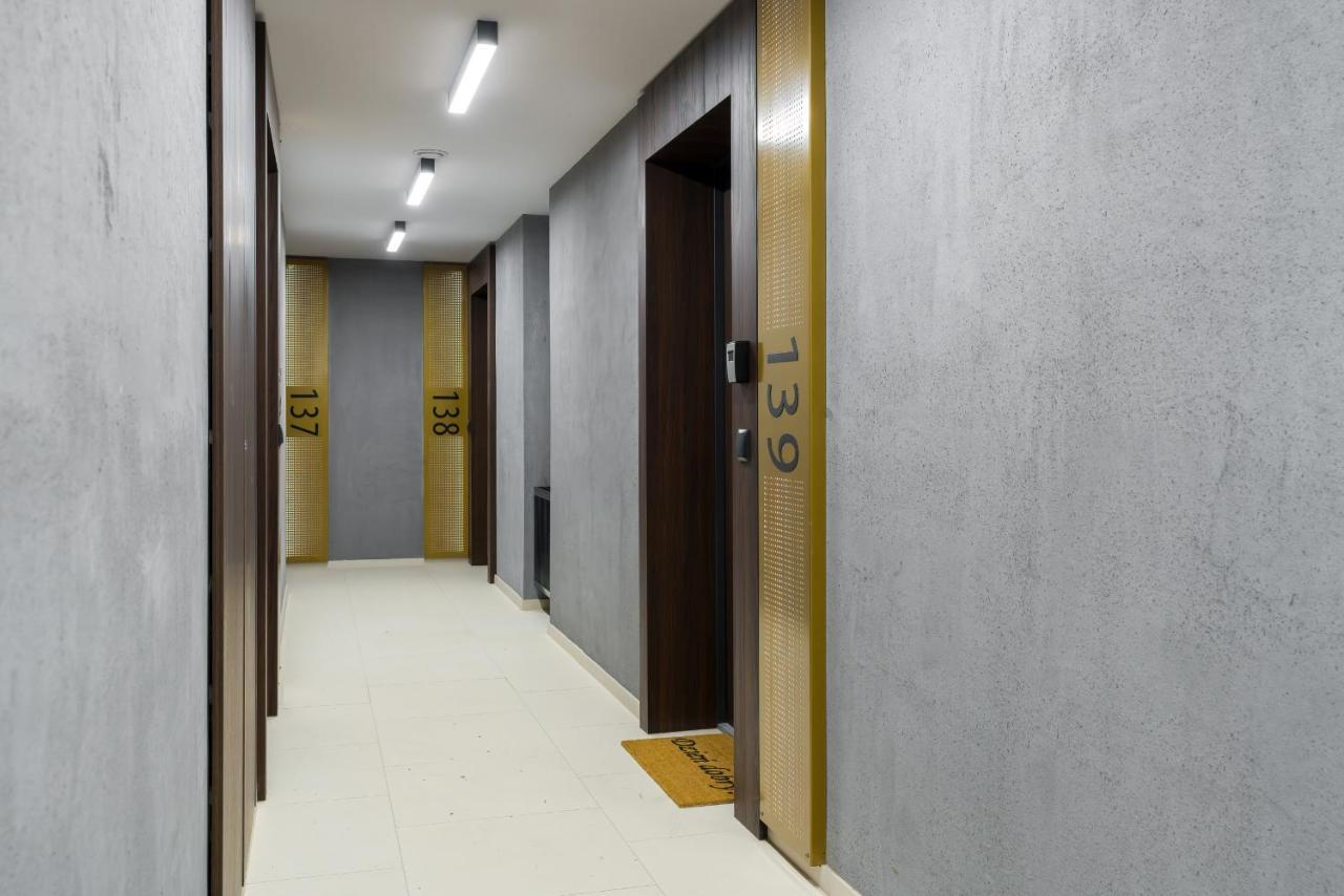 Esencja Apartments With Free Parking Garbary 104 By Noclegi Renters Познань Экстерьер фото