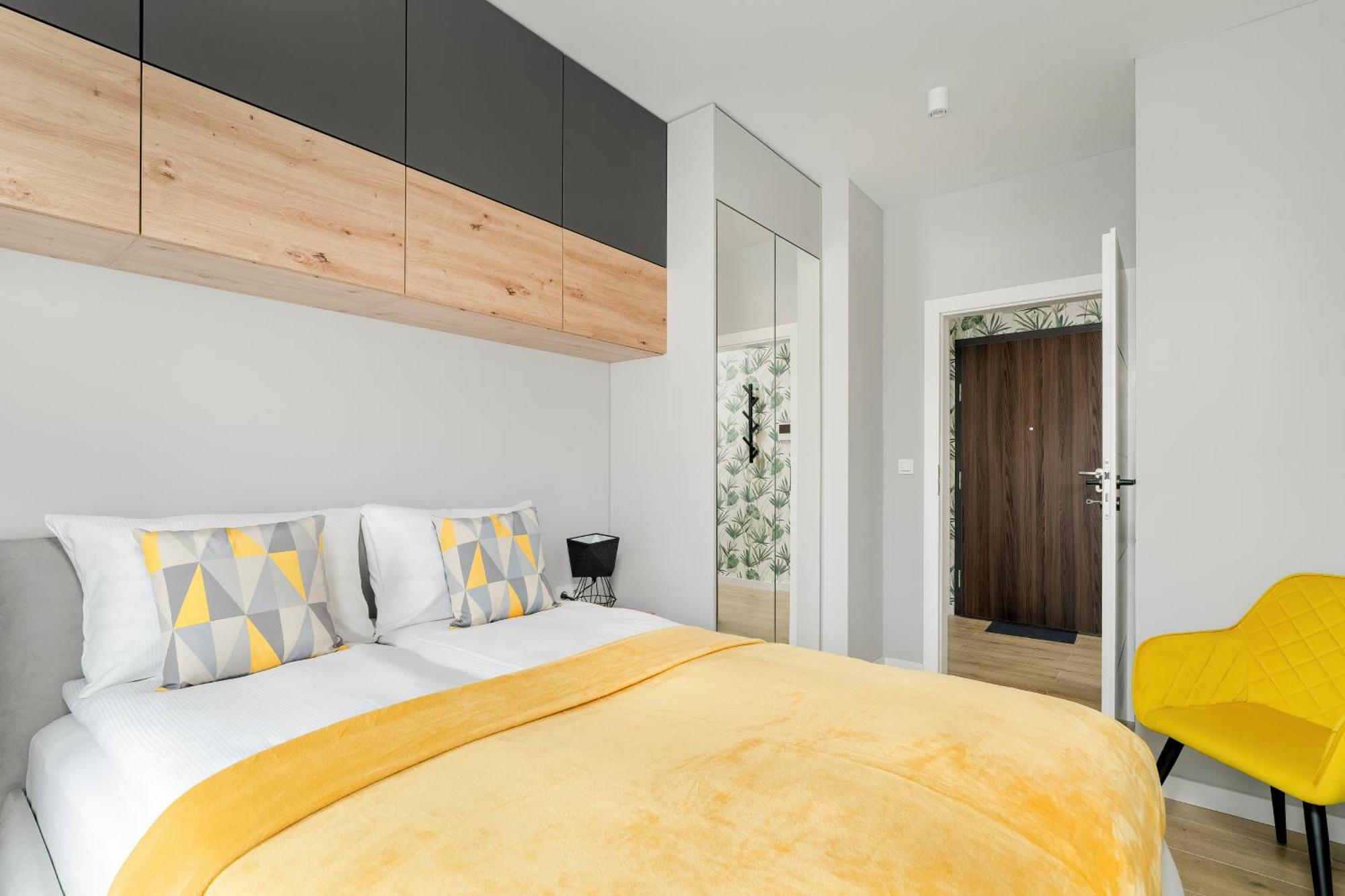Esencja Apartments With Free Parking Garbary 104 By Noclegi Renters Познань Экстерьер фото