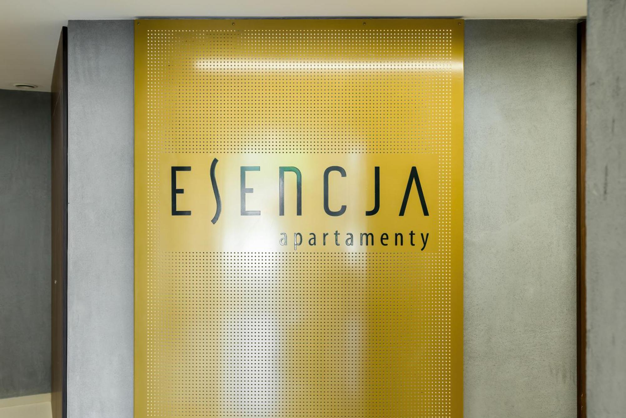 Esencja Apartments With Free Parking Garbary 104 By Noclegi Renters Познань Экстерьер фото